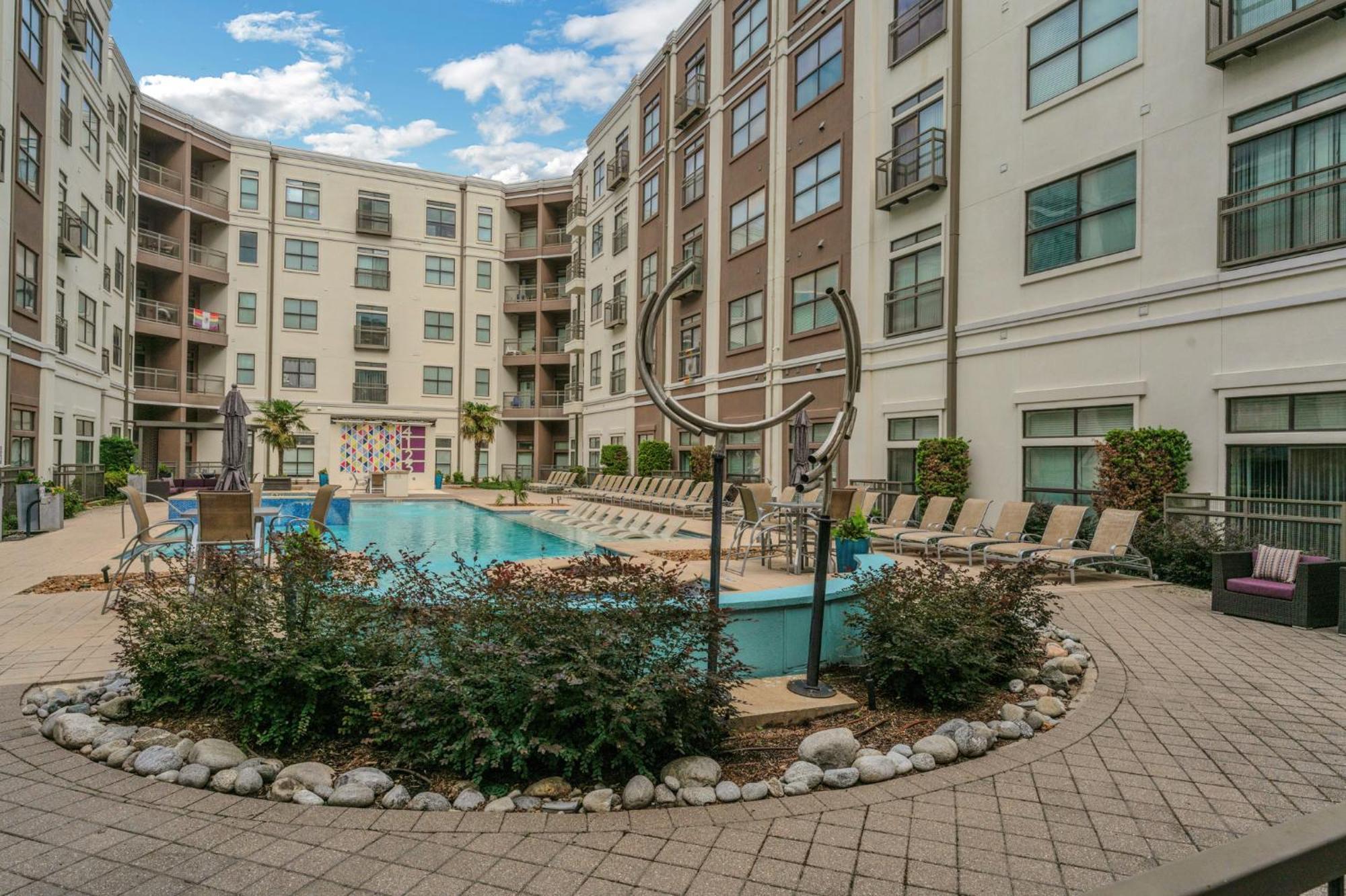 ダラスCs 4201 Uptown 1Br, Pool, Gym, Parkingアパートメント エクステリア 写真